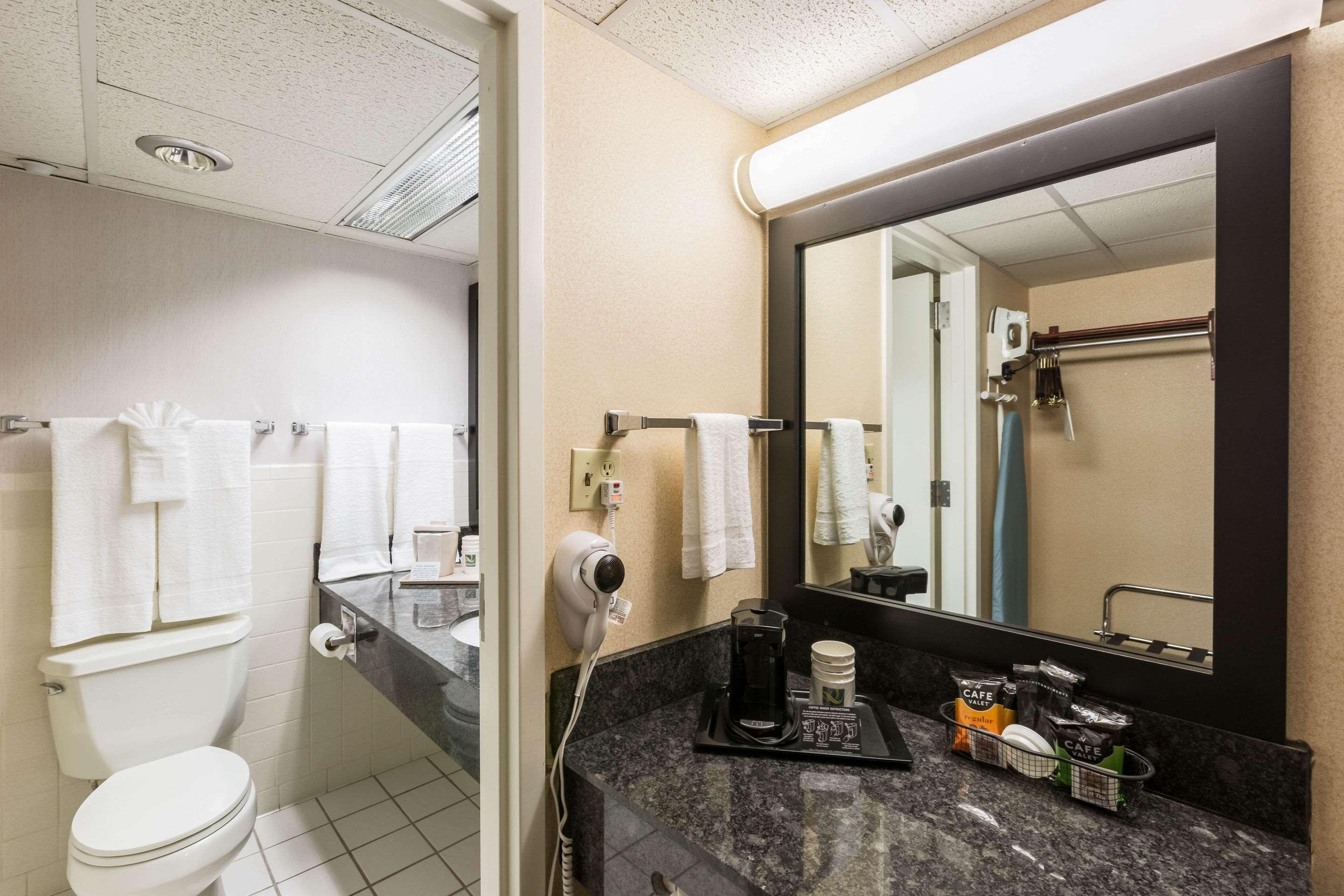 Quality Inn And Conference Center I-80 Grand Island Doniphan Εξωτερικό φωτογραφία