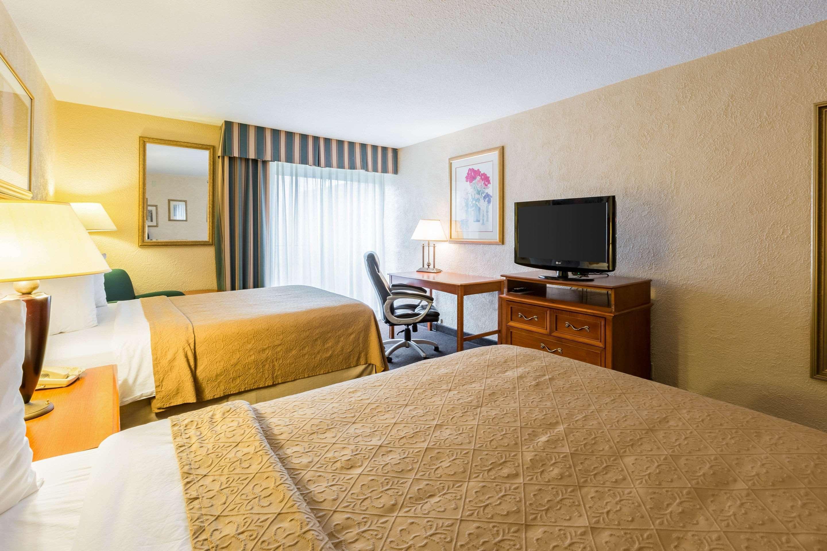 Quality Inn And Conference Center I-80 Grand Island Doniphan Εξωτερικό φωτογραφία