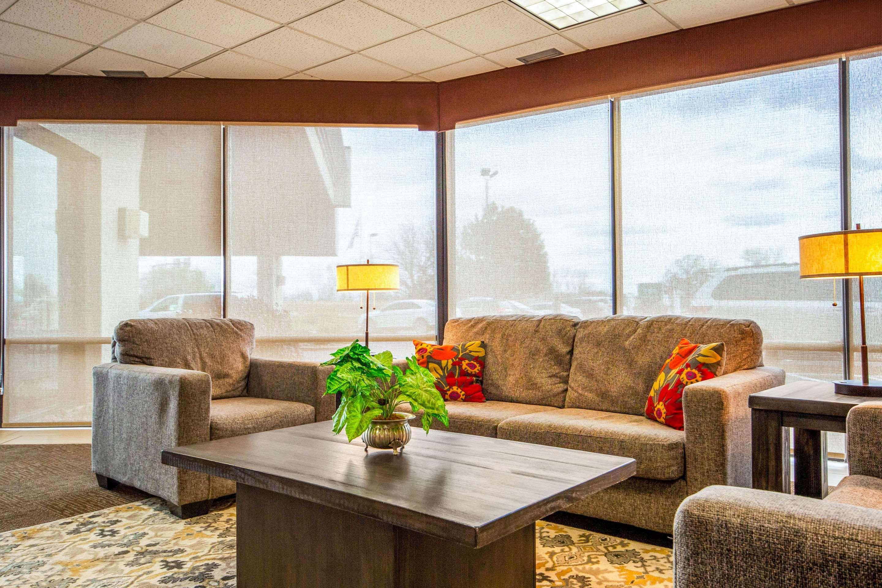 Quality Inn And Conference Center I-80 Grand Island Doniphan Εξωτερικό φωτογραφία