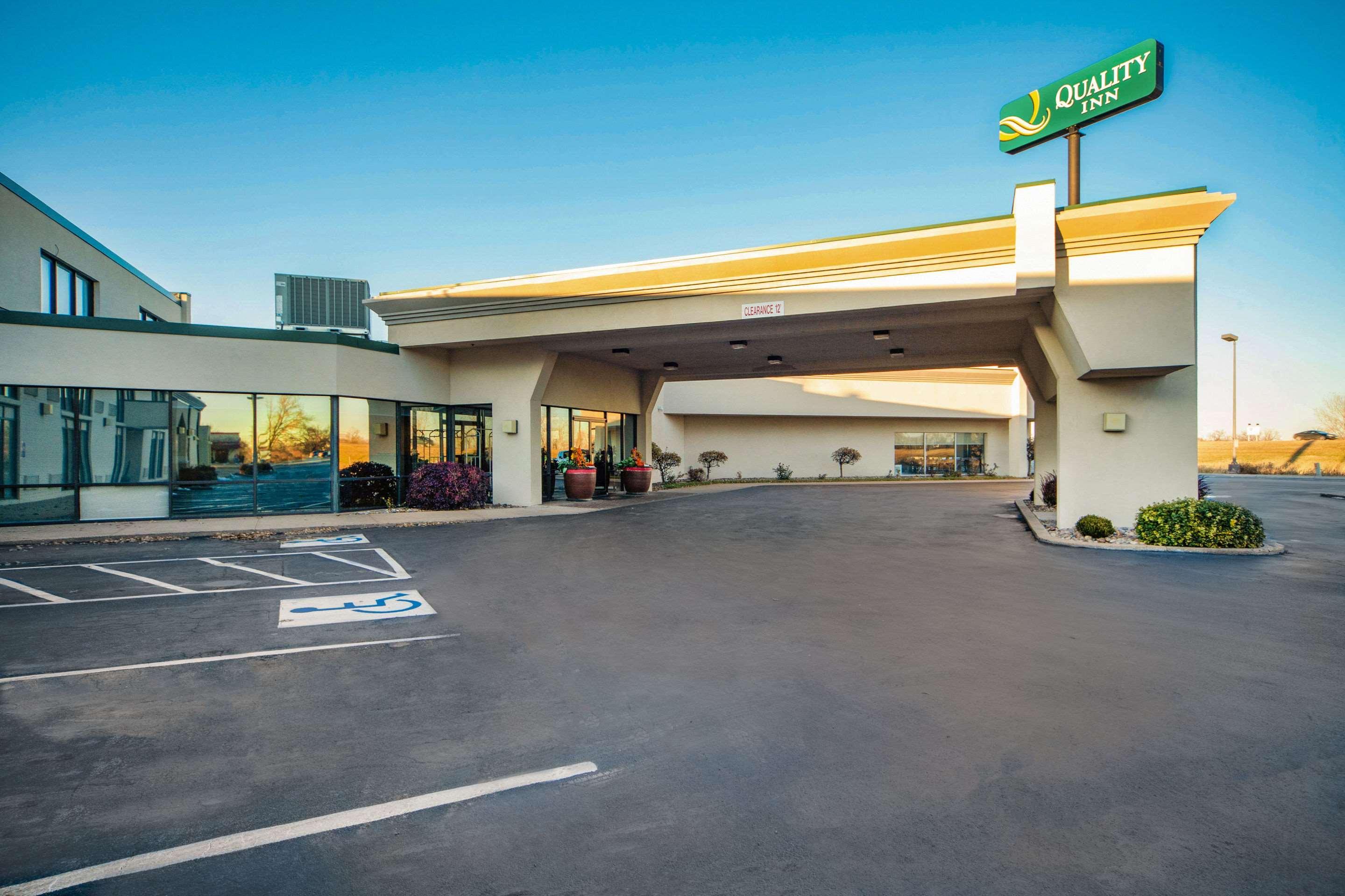 Quality Inn And Conference Center I-80 Grand Island Doniphan Εξωτερικό φωτογραφία