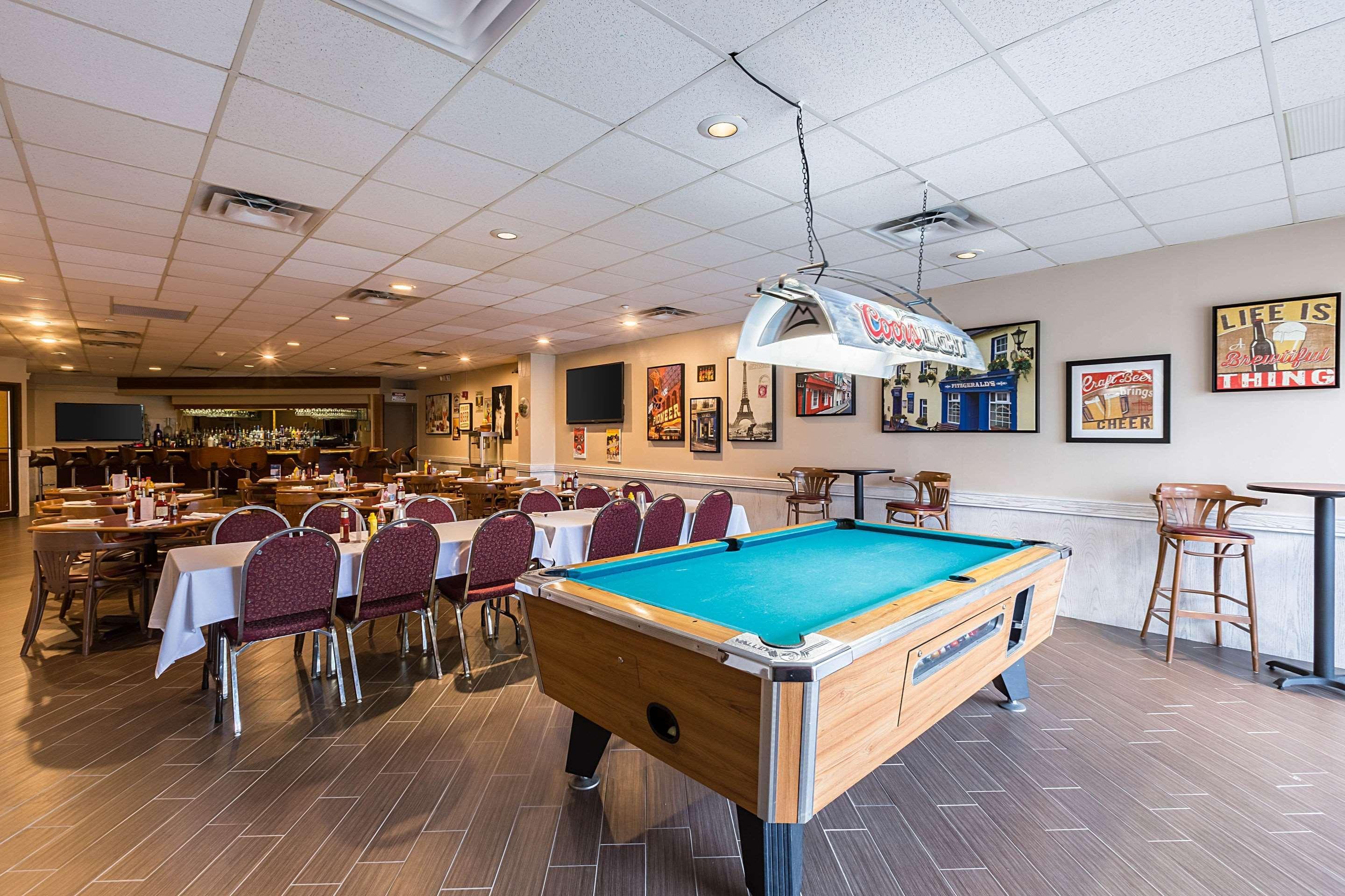 Quality Inn And Conference Center I-80 Grand Island Doniphan Εξωτερικό φωτογραφία
