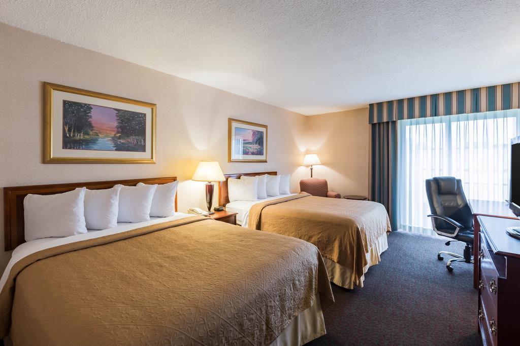 Quality Inn And Conference Center I-80 Grand Island Doniphan Εξωτερικό φωτογραφία
